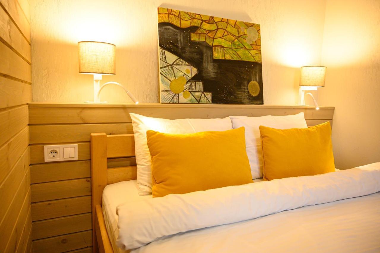 לוצק Space Apart Hotel מראה חיצוני תמונה