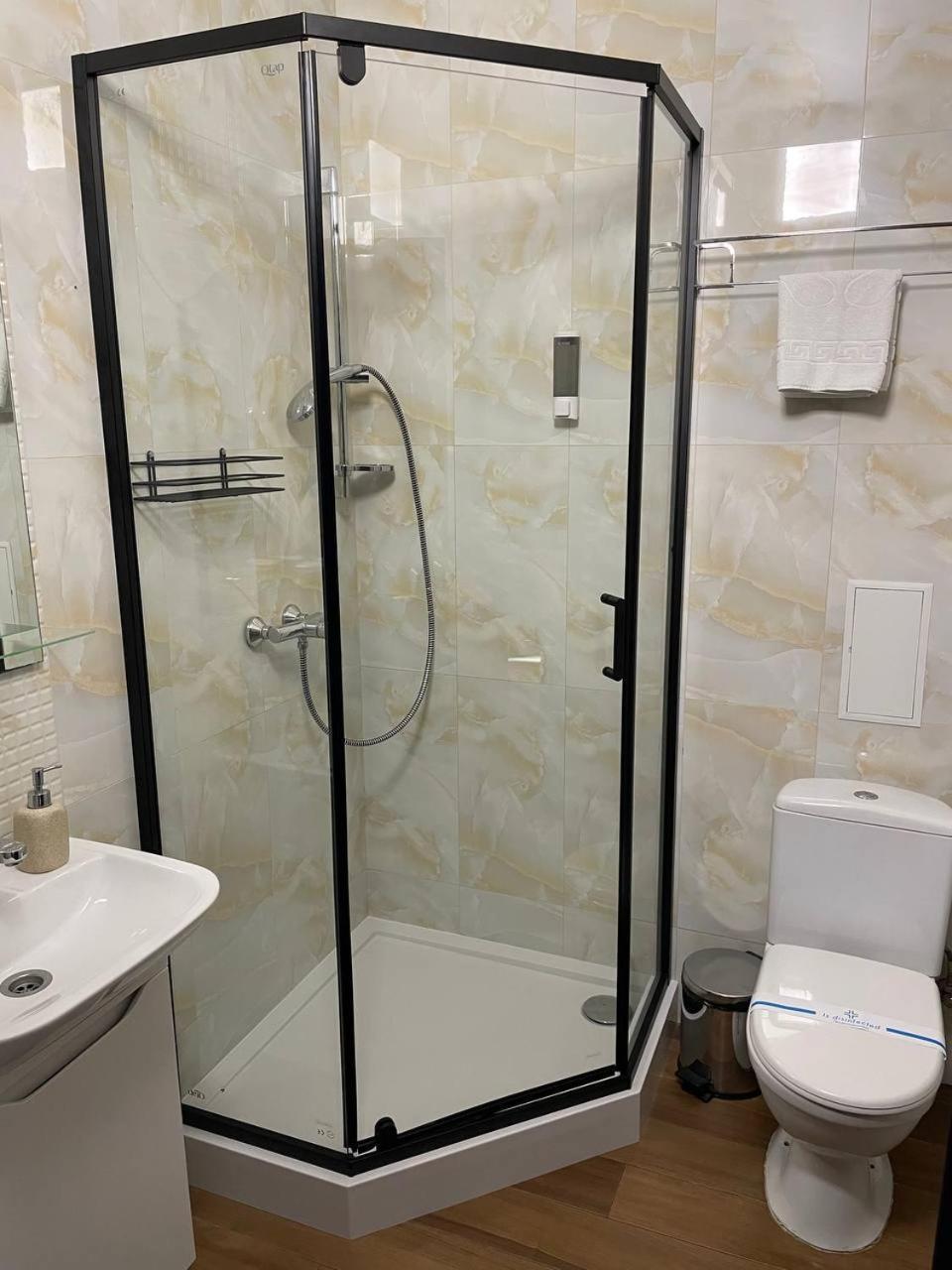 לוצק Space Apart Hotel מראה חיצוני תמונה