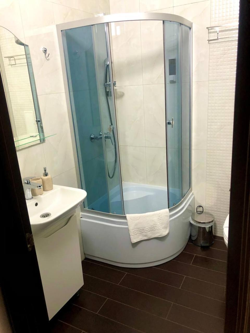 לוצק Space Apart Hotel מראה חיצוני תמונה